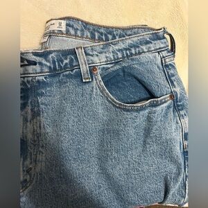 Abercrombie and Fitch 90s Straight Curve Love Jean